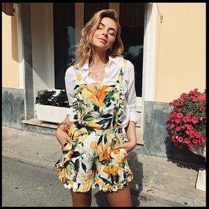 🄷&🄼 Ruffled Floral Playsuit Yellow Size 10